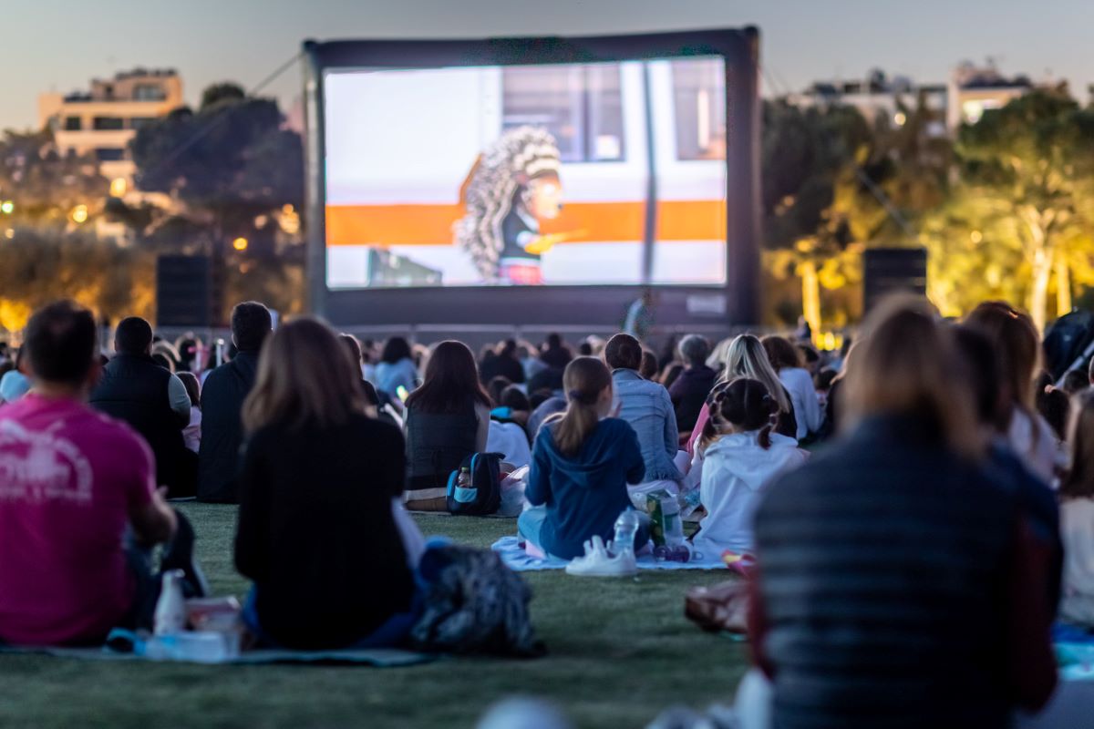 ΚΠΙΣΝ – Park your Cinema: Συνεχίζονται και τον Ιούλιο οι προβολές ταινιών στο Ξέφωτο – Το πρόγραμμα